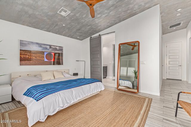 8302 E HEATHERBRAE Drive, Scottsdale, AZ 85251