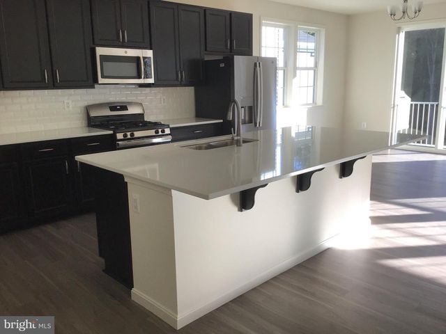1035 ASPEN RD, Stafford, VA 22554