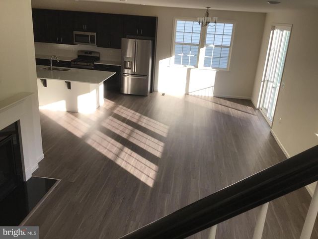 1035 ASPEN RD, Stafford, VA 22554