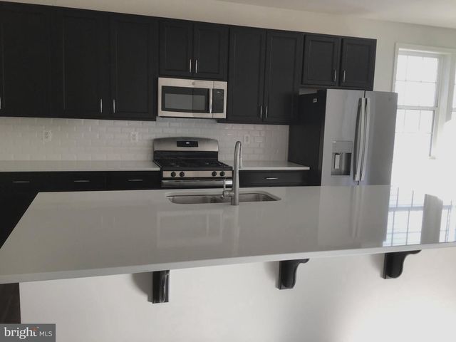1035 ASPEN RD, Stafford, VA 22554