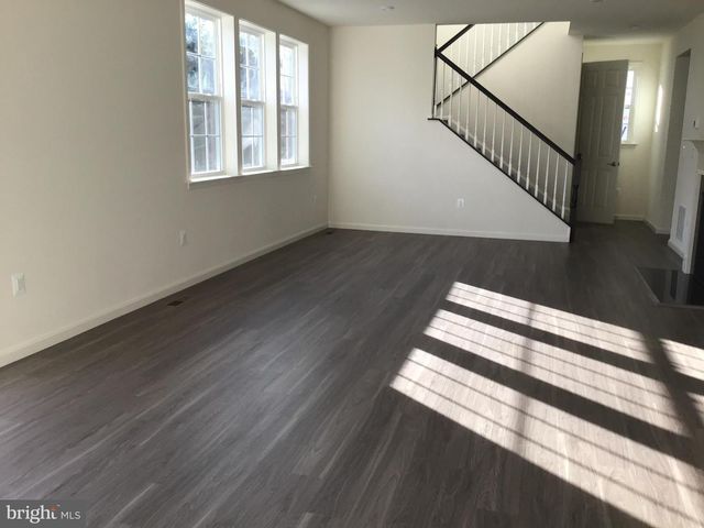 1035 ASPEN RD, Stafford, VA 22554
