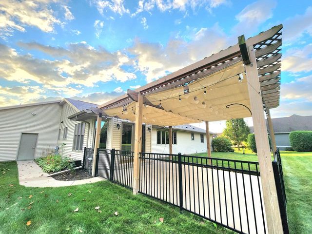 6510 Hidden Fields COURT, Sheboygan, WI 53081