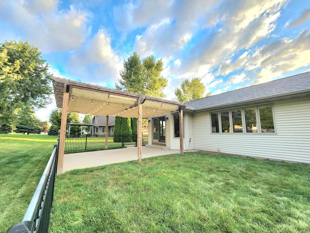 6510 Hidden Fields COURT, Sheboygan, WI 53081