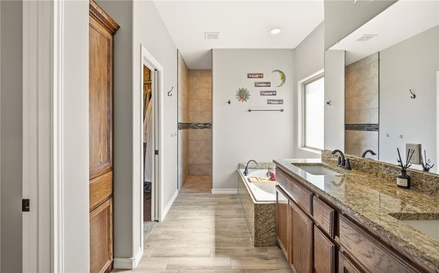 14226 Kruip Ct, Robstown, TX 78380