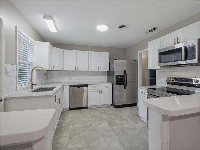 5401 Hilltop Drive S, Mobile, AL 36608