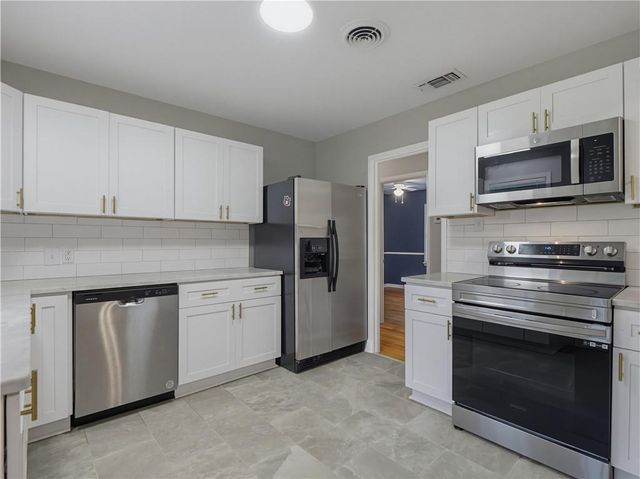 5401 Hilltop Drive S, Mobile, AL 36608