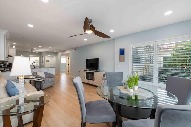 4860 GULF OF MEXICO DRIVE Villa 13, Longboat Key, FL 34228