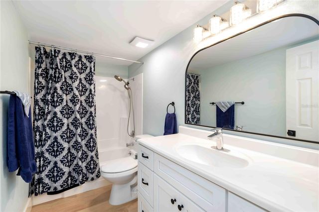 4860 GULF OF MEXICO DRIVE Villa 13, Longboat Key, FL 34228