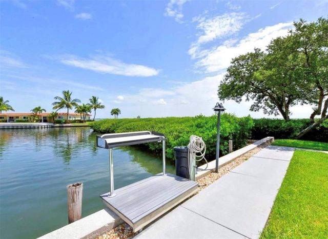 4860 GULF OF MEXICO DRIVE Villa 13, Longboat Key, FL 34228