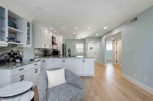 4860 GULF OF MEXICO DRIVE Villa 13, Longboat Key, FL 34228