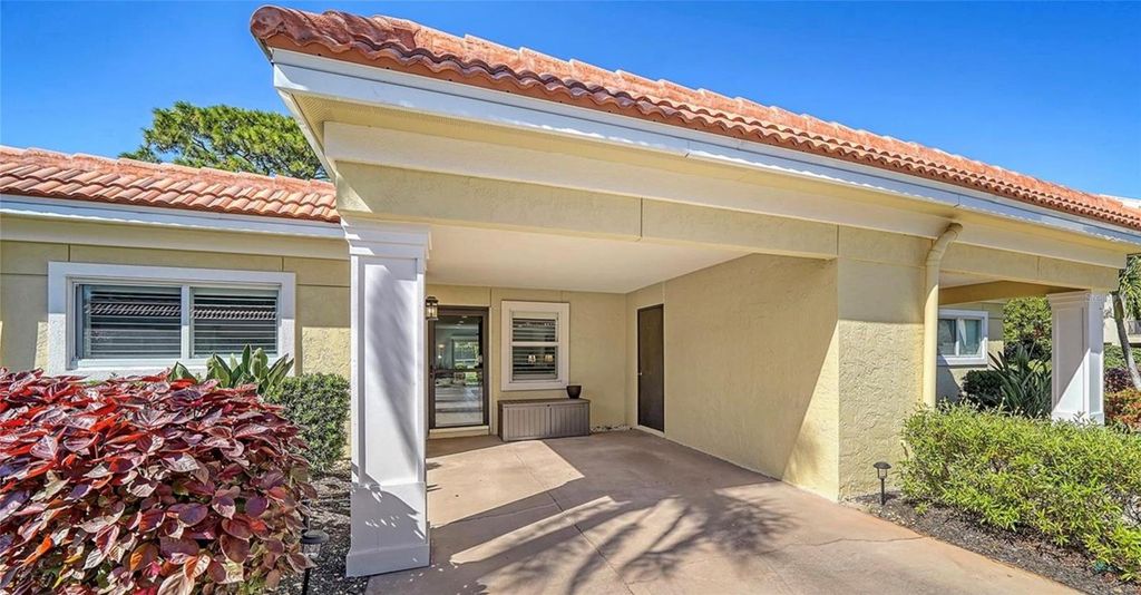 4860 GULF OF MEXICO DRIVE Villa 13, Longboat Key, FL 34228