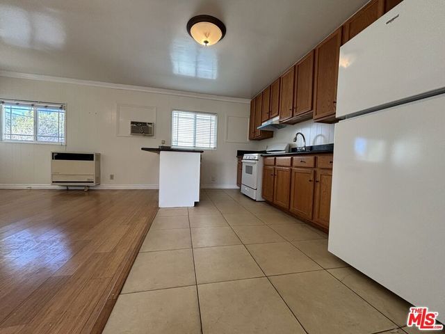 1516 Talmadge Street UFU, Los Angeles, CA 90027