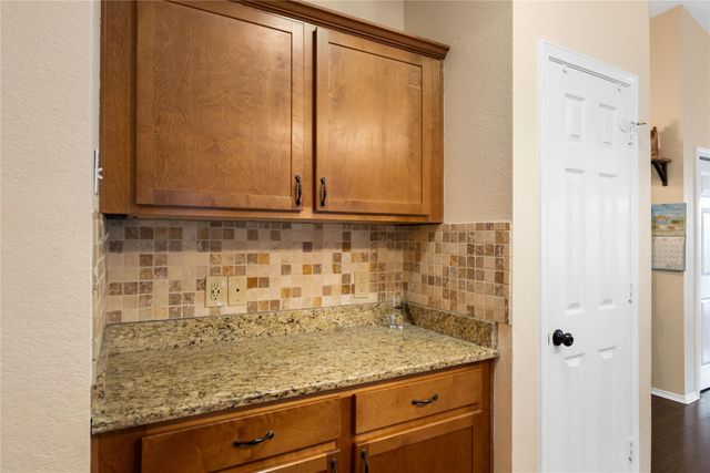 317 Strawn, Kyle, TX 78640