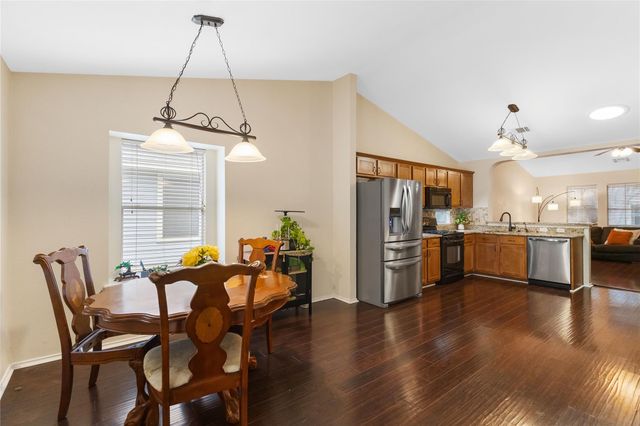 317 Strawn, Kyle, TX 78640