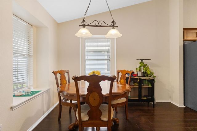 317 Strawn, Kyle, TX 78640