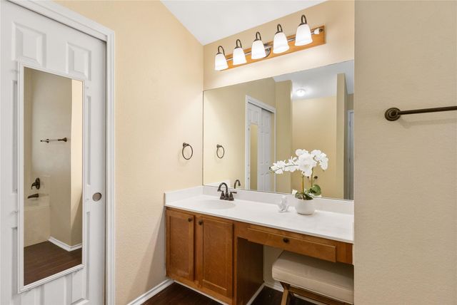 317 Strawn, Kyle, TX 78640