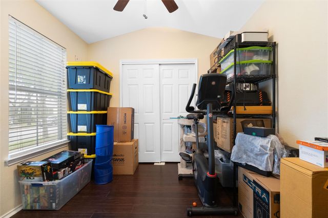 317 Strawn, Kyle, TX 78640