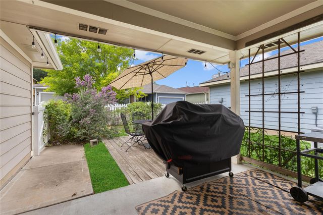 317 Strawn, Kyle, TX 78640