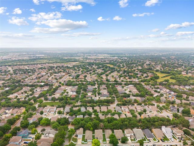 317 Strawn, Kyle, TX 78640