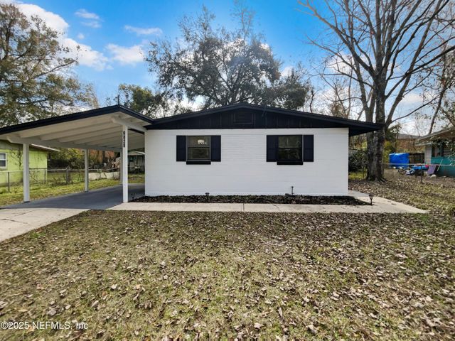 6828 TINKERBELL Lane, Jacksonville, FL 32210