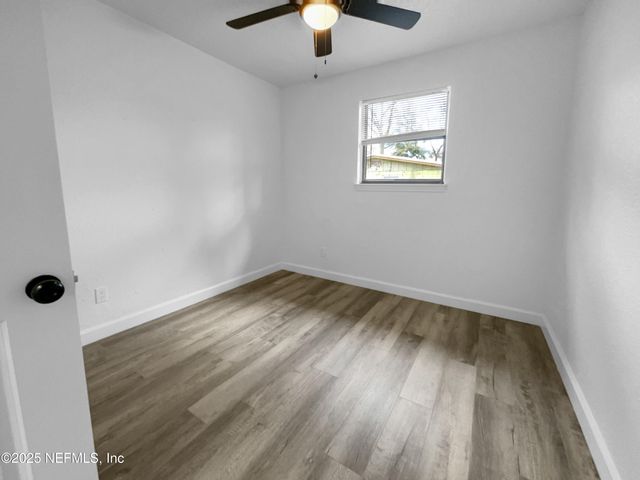 6828 TINKERBELL Lane, Jacksonville, FL 32210