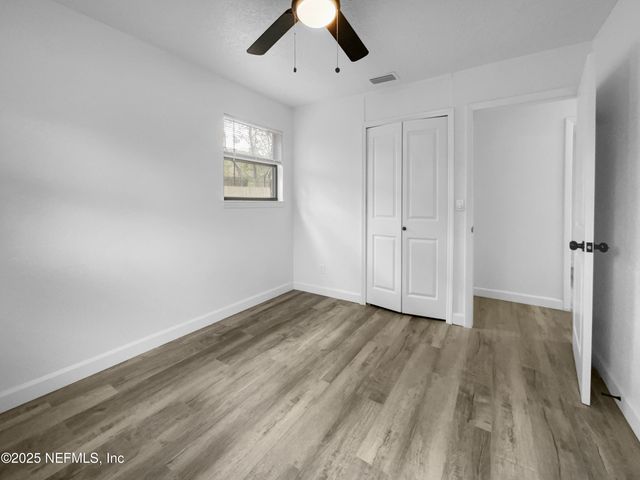 6828 TINKERBELL Lane, Jacksonville, FL 32210