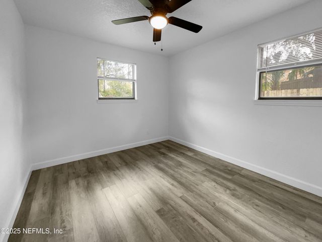 6828 TINKERBELL Lane, Jacksonville, FL 32210