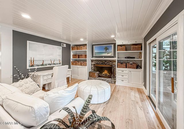 1888 El Monte Drive, Thousand Oaks, CA 91362