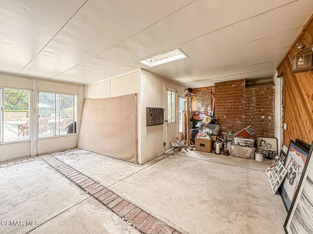 1888 El Monte Drive, Thousand Oaks, CA 91362