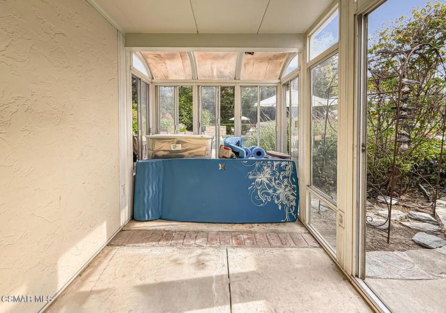 1888 El Monte Drive, Thousand Oaks, CA 91362