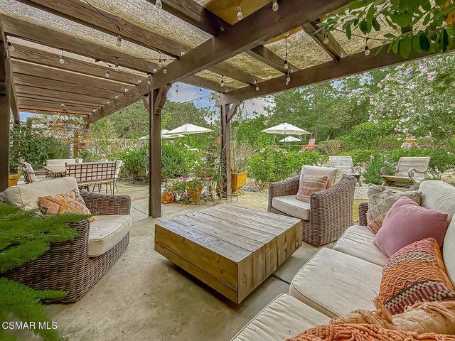 1888 El Monte Drive, Thousand Oaks, CA 91362