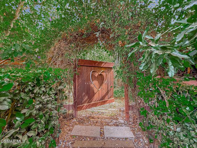 1888 El Monte Drive, Thousand Oaks, CA 91362