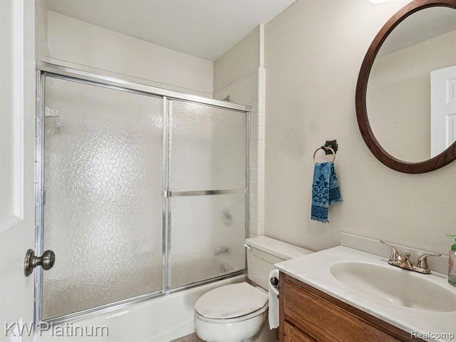 2526 Military Street, Port Huron, MI 48060