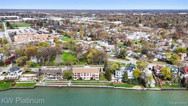 2526 Military Street, Port Huron, MI 48060