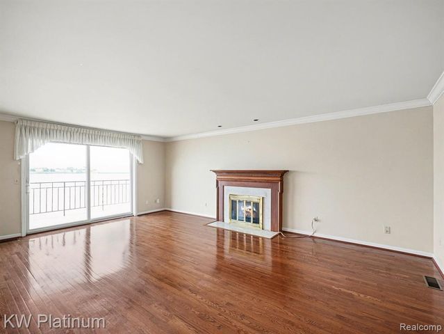 2526 Military Street, Port Huron, MI 48060