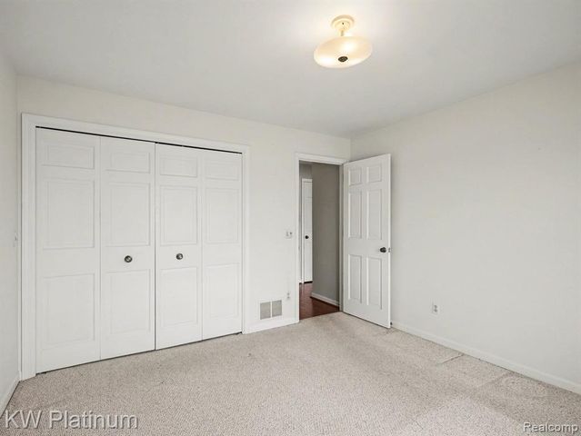 2526 Military Street, Port Huron, MI 48060
