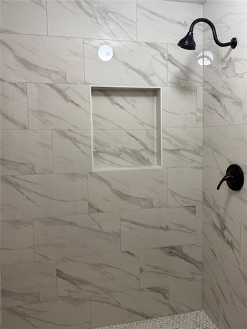 706 Bering Drive 103, Houston, TX 77057