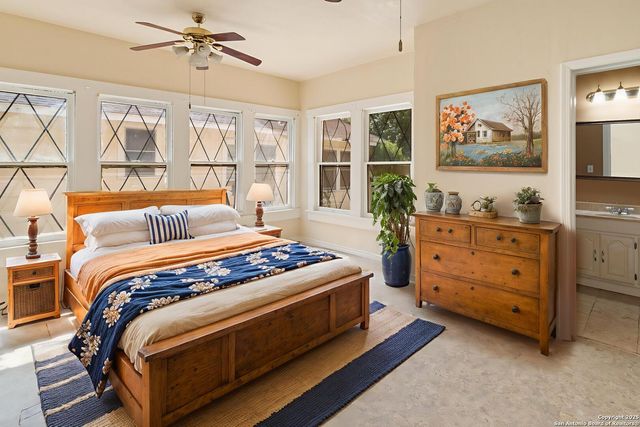 439 E French Pl, San Antonio, TX 78212
