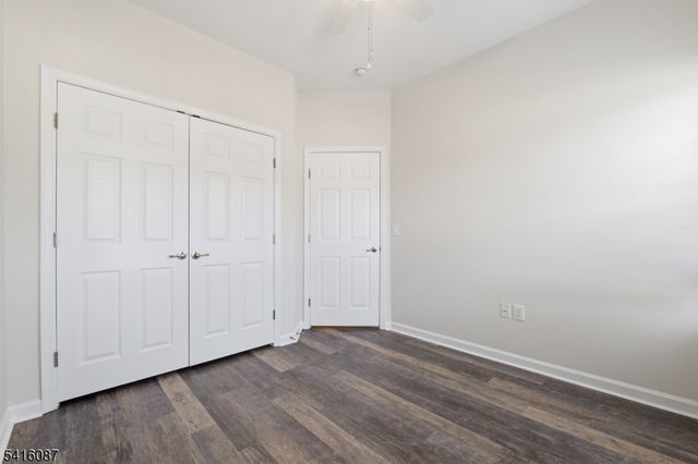 27 Pate Dr, Middletown Twp., NJ 07748