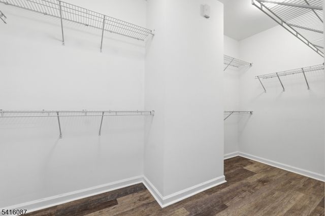 27 Pate Dr, Middletown Twp., NJ 07748