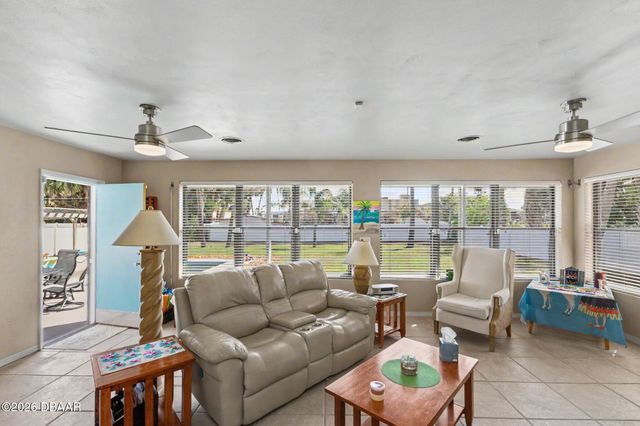 1124 Waverly Drive, Daytona Beach, FL 32118