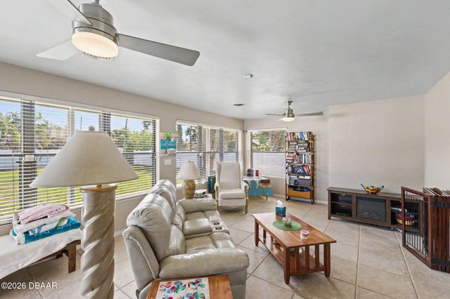 1124 Waverly Drive, Daytona Beach, FL 32118