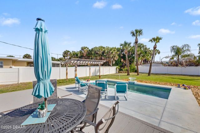 1124 Waverly Drive, Daytona Beach, FL 32118