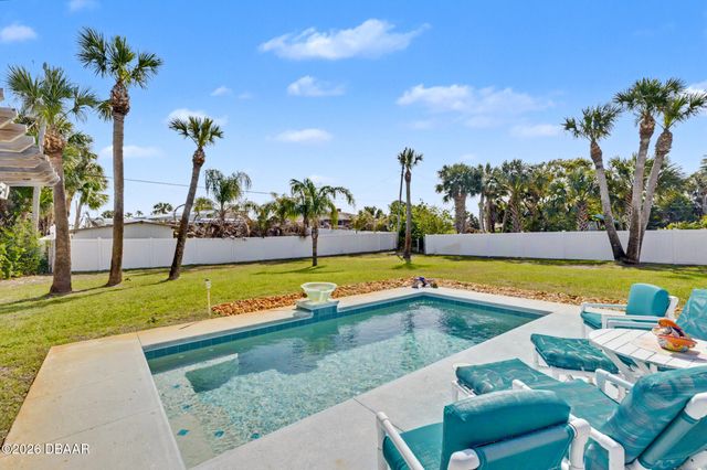 1124 Waverly Drive, Daytona Beach, FL 32118