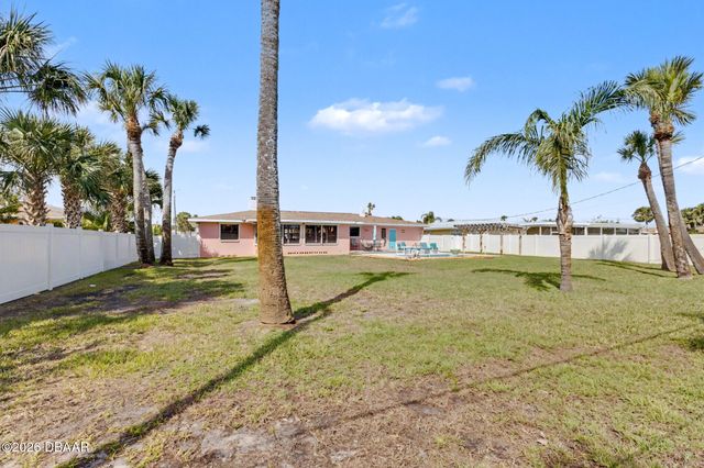 1124 Waverly Drive, Daytona Beach, FL 32118