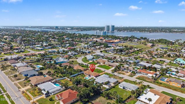 1124 Waverly Drive, Daytona Beach, FL 32118