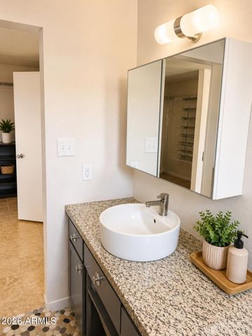 11460 S PAWNEE Circle, Phoenix, AZ 85044