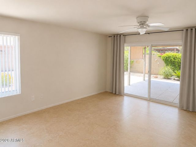 11460 S PAWNEE Circle, Phoenix, AZ 85044
