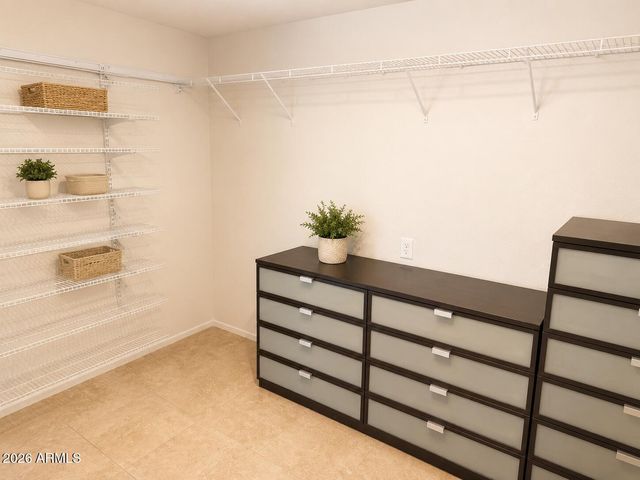 11460 S PAWNEE Circle, Phoenix, AZ 85044