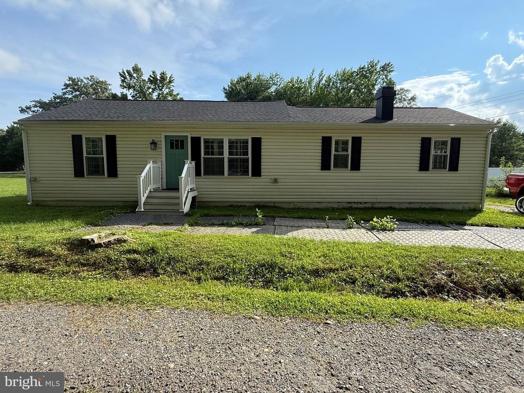1223 REECE RD, Severn, MD 21144